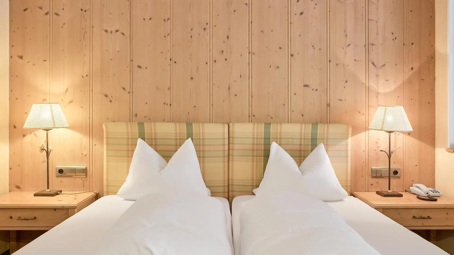 ***  Riders In Hotel Solden Austria