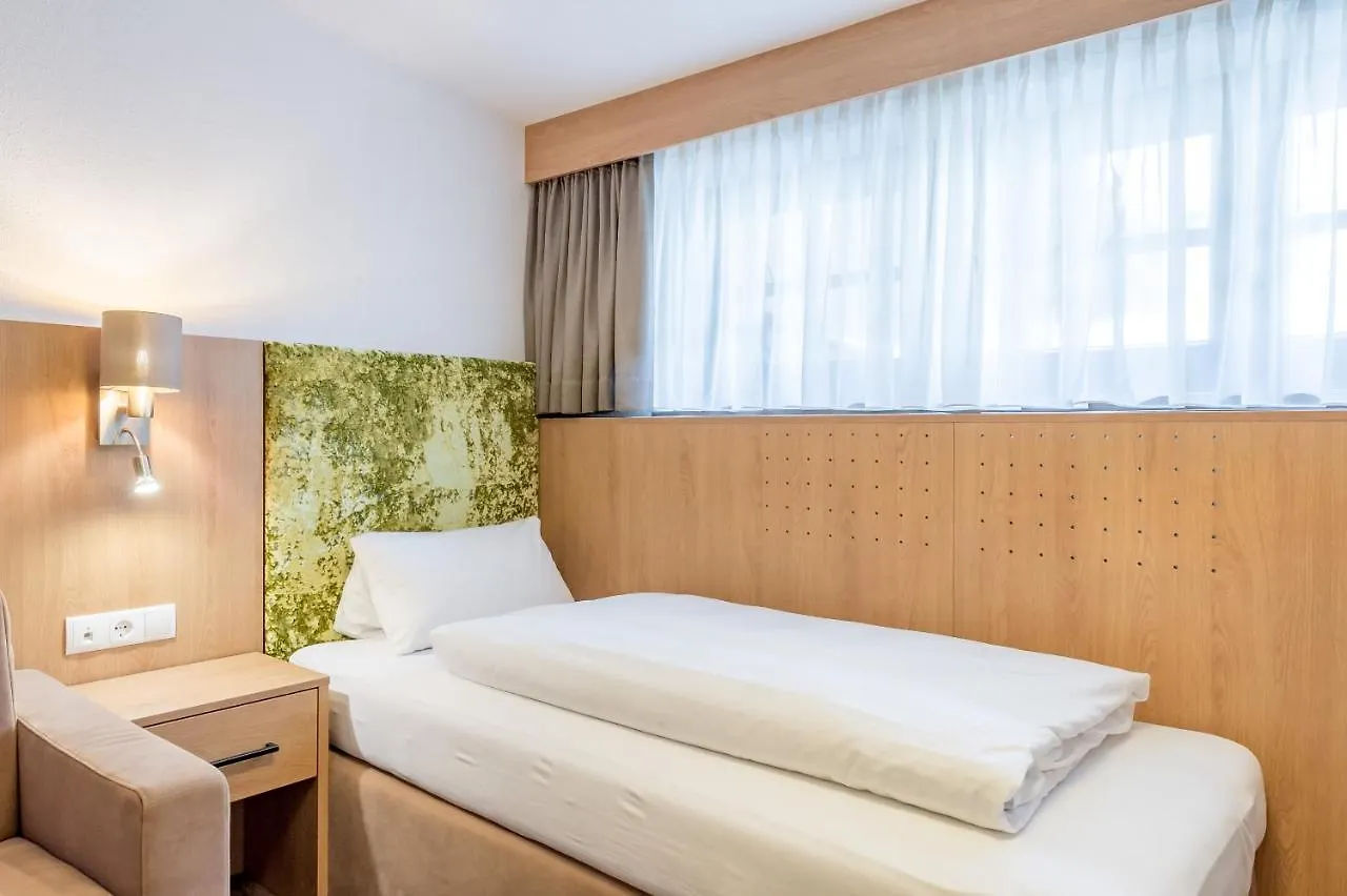 ***  Riders In Hotel Solden Austria