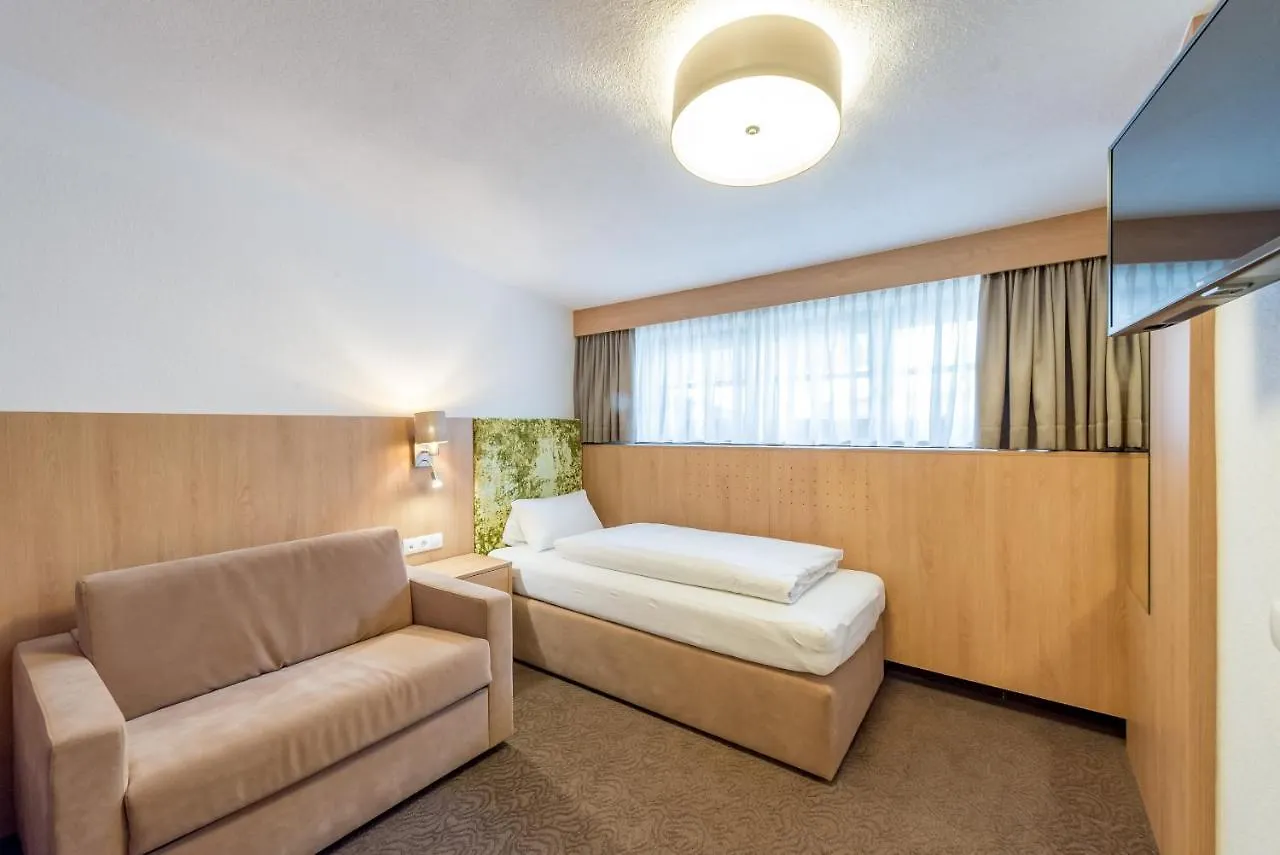Riders In Hotel Sölden