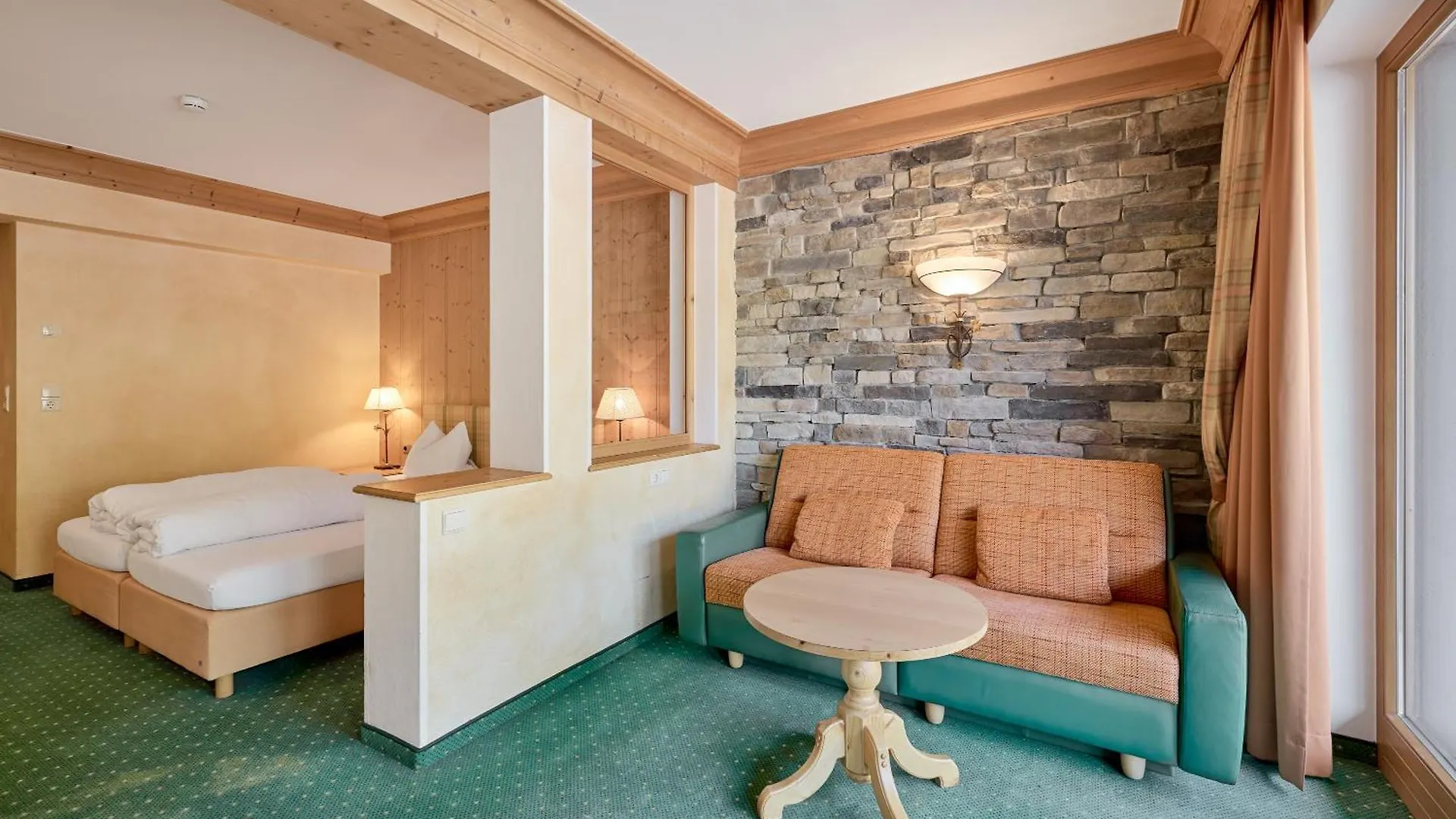 Riders In Hotel Sölden